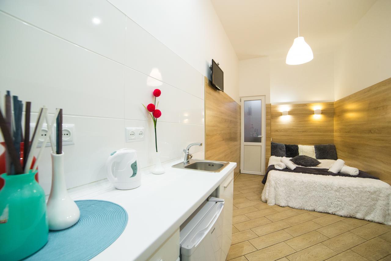Mini Economy Apartments- Filatova 10 利沃夫 外观 照片